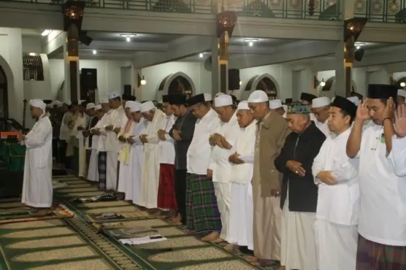 Bacaan Sholat Muhammadiyah Lengkap Land Arrangement Umroh Haji